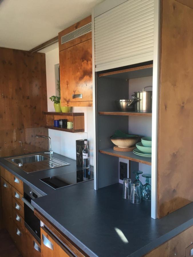 Tiny House Im Seecontainer Mit Parkplatz, Glasfaser, Netflix, Veranda Und Gehobener Ausstattung Coburg Bagian luar foto