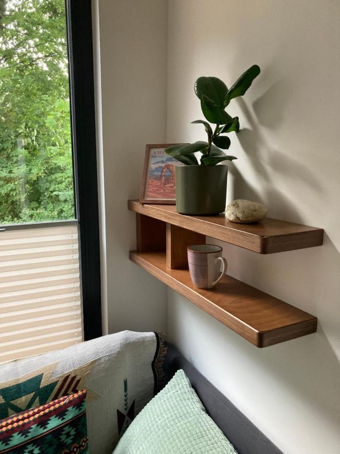 Tiny House Im Seecontainer Mit Parkplatz, Glasfaser, Netflix, Veranda Und Gehobener Ausstattung Coburg Bagian luar foto